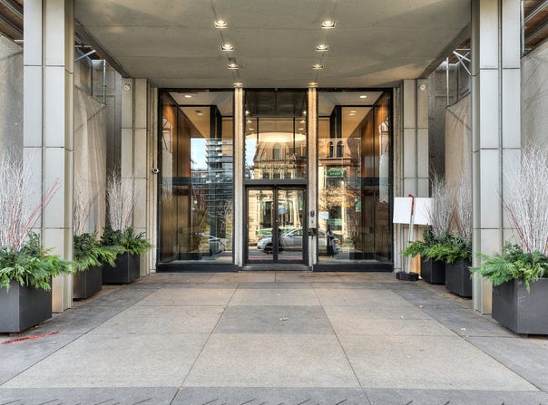 1455 Rue Sherbrooke O. 2503, Montréal (Ville-Marie), Quebec H3G 1L2