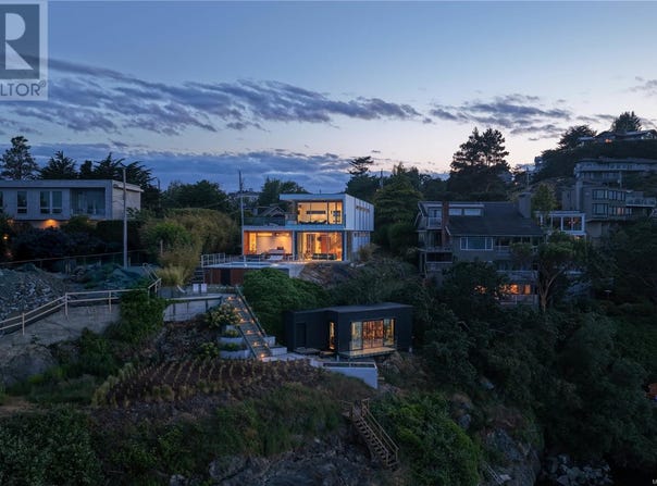 295 King George Terrace, Oak Bay, British Columbia V8S2J8