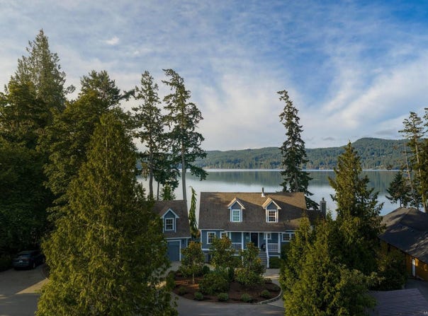 2021 Saseenos Rd, Sooke, British Columbia V9Z0C4