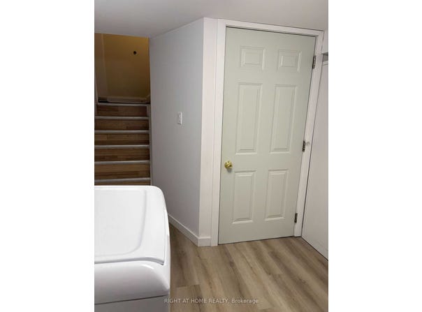 Unit Bs - 85 Floral Parkway, Toronto, Ontario M6L2C3