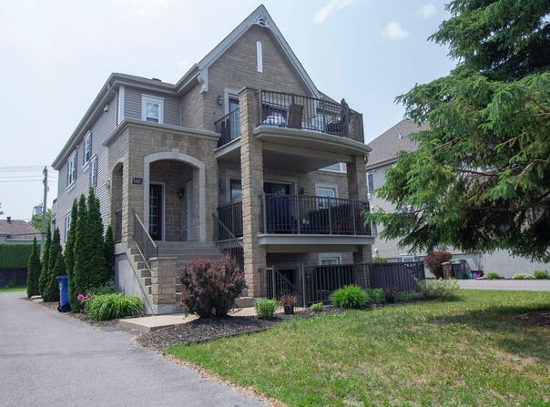 182 Av. du Sablon, Bois-des-Filion, QC J6Z4X2, CA, Bois-des-Filion, Quebec J6Z4X2