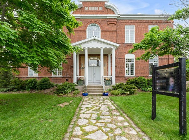 11 Cross Street, Odessa, Ontario K0H 2H0
