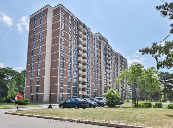 909 - 335 Driftwood Avenue, Toronto, Ontario M3N2P3