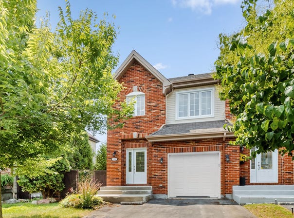 325 Rue De Tonnancour, Vaudreuil-Dorion, QC J7V0M7, CA, Vaudreuil-Dorion, Quebec J7V0M7
