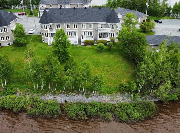 745 Rue Boivin, Val-dOr, QC J0Y2N0, CA, Val-d'Or, Quebec J0Y2N0