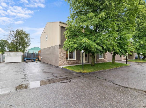 325-9 Route Cameron, Sainte-Marie, QC G6E3E2, CA, Sainte-Marie, Quebec G6E3E2
