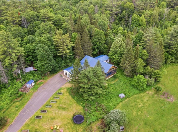 245-275 Ch. Irwin, La Pêche, Quebec J0X1A0