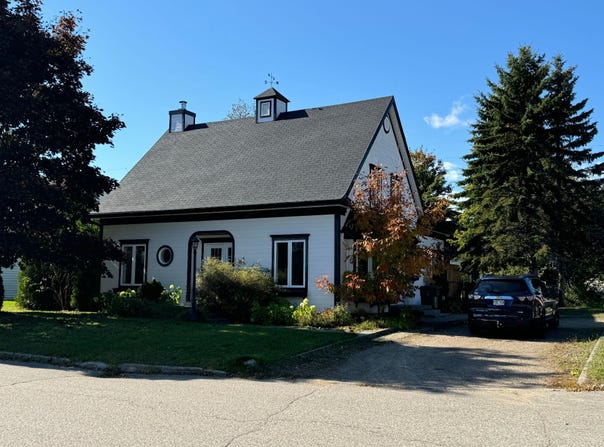30 Rue Jean-Lefèvre, La Malbaie, QC G5A1V3, CA, La Malbaie, Quebec G5A1V3