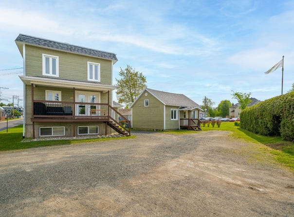 48-52 Rue de lÉglise, Sainte-Claire, QC G0R2V0, CA, Sainte-Claire, Quebec G0R2V0