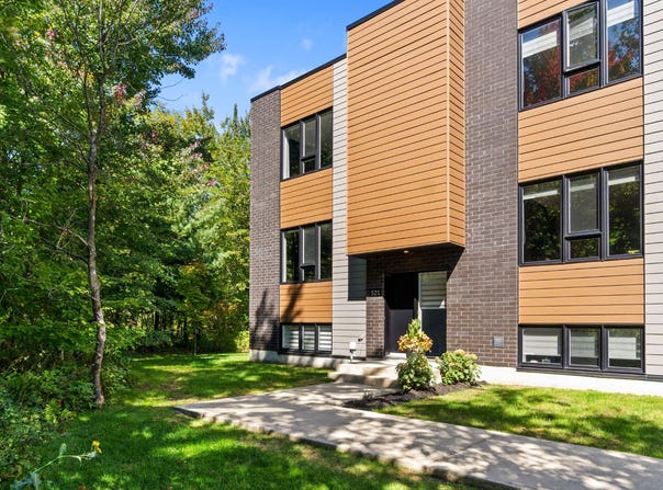 521 Rue des Charmettes, Blainville, Quebec J7C0Z3