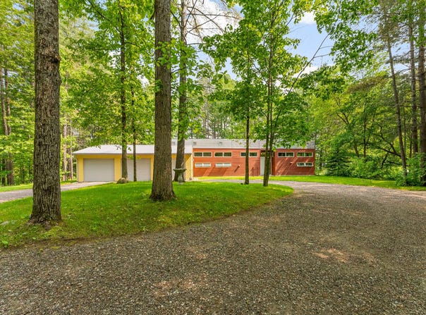 1221 Ch. de Chapeau-Waltham, Chichester, QC J0X1M0, CA, Chichester, Quebec J0X1M0