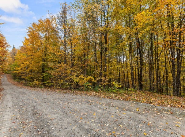 760 Ch. de Denholm, Denholm, Quebec J8N1H3