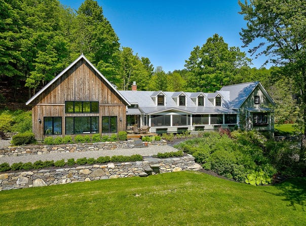 340 Rue Hovey, North Hatley, Quebec J0B 2C0