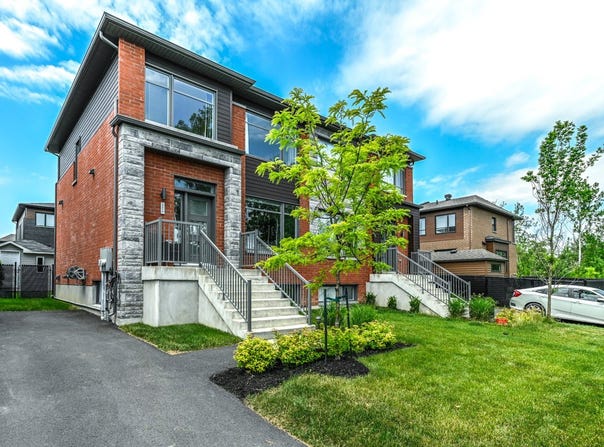 3470 Rue des Stellaires, Le Vieux-Longueuil, QC J4M0C4, CA, Le Vieux-Longueuil, Quebec J4M0C4