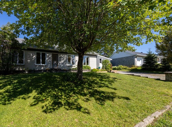 54 Rue du Sablon, Sainte-Brigitte-de-Laval, Quebec G0A3K0