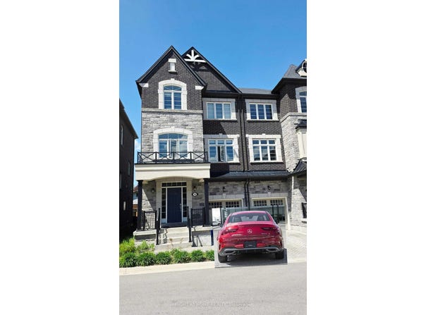 12 Globemaster Lane, Richmond Hill, Ontario L4E1H3