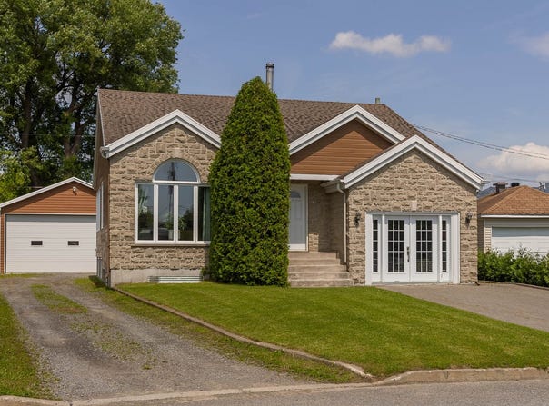 2 Rue Dameg, LAnge-Gardien, QC G0A2K0, CA, L'Ange-Gardien, Quebec G0A2K0