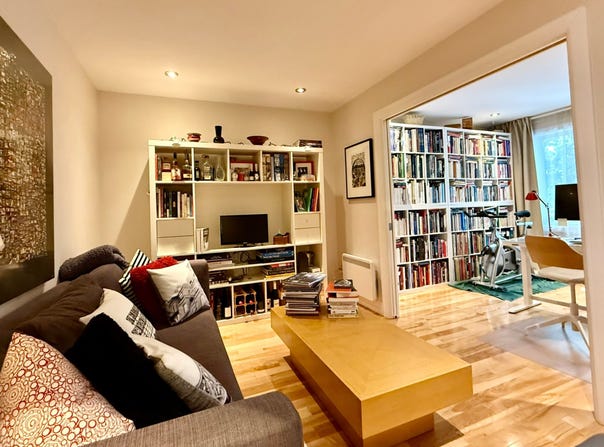 10487 Av. Péloquin, Montréal, Quebec H2C2K2