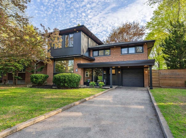 9 Lionel Heights Crescent, North York, ON M3A 1L8, Canada, Toronto, Ontario