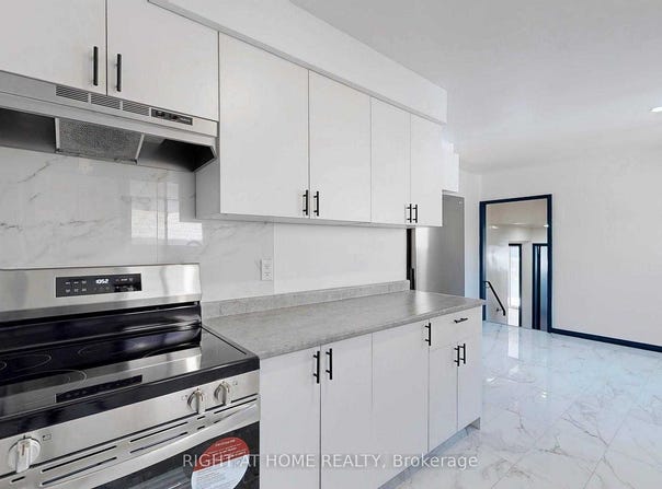 1326 Victoria Park Avenue, Toronto, Ontario M4B2L6
