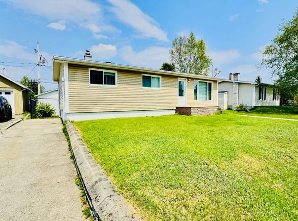 517 Rue Demers, Chibougamau, QC G8P1G1, CA, Chibougamau, Quebec G8P1G1