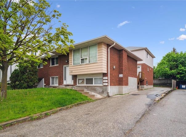 155 University Avenue E, Waterloo, Ontario N2J 2W4