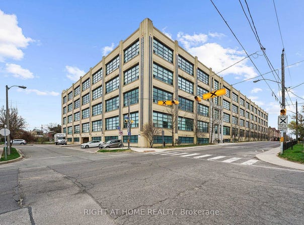 115 - 1001 Roselawn Avenue, Toronto, Ontario M6B4M4