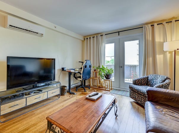 995 Rue St-Germain, Saint-Laurent, QC H4L3S1, CA, Saint-Laurent, Quebec H4L3S1