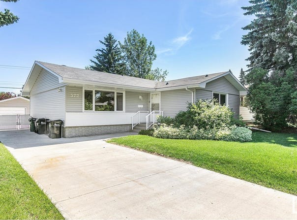 572 SAGE CR, Sherwood Park, Alberta T8A0N1