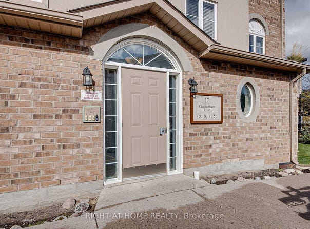 5 - 17 Cheltenham Road, Barrie, Ontario L4M0E7