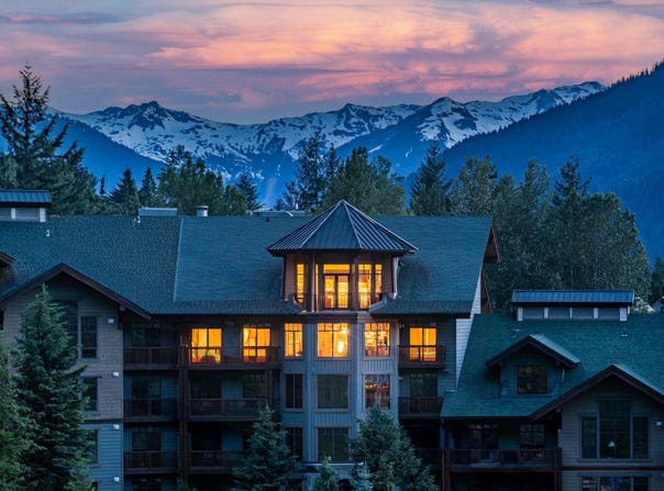 2202 Gondola Way 614, Whistler, British Columbia V8E 0M7