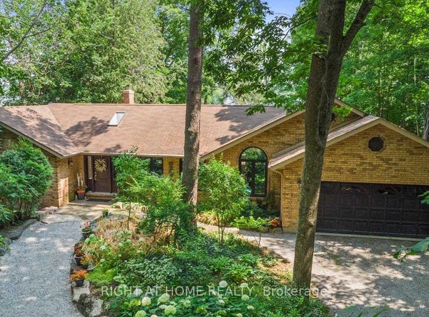60 McGregor Drive, Kawartha Lakes, Ontario K0M1A0