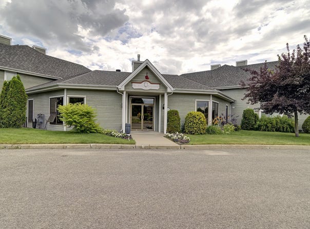 780 Rue Bélanger, Saint-Jérôme, QC J7Z7M6, CA, Saint-Jérôme, Quebec J7Z7M6