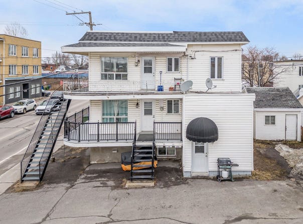 287-291 Rue Beaucage, Les Rivières, Quebec G1M1H6