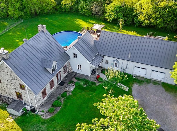 422 Ch. du Grand-Pré, Saint-Jean-sur-Richelieu, QC J2Y1C9, CA, Saint-Jean-sur-Richelieu, Quebec J2Y1C9