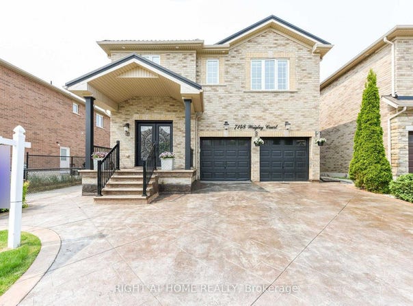 7148 Wrigley Court, Mississauga, Ontario L5W0C8