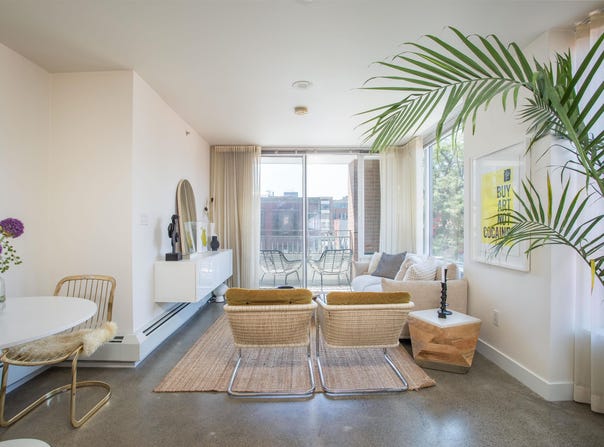 231 E Pender Street 307, Vancouver, British Columbia V6A 0G3