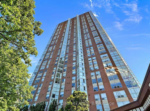 904 - 7 Concorde Place, Toronto, Ontario M3C3N4