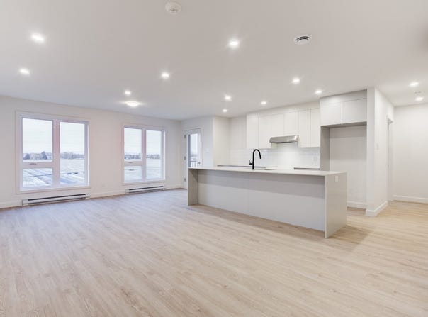 2059 Ch. Ridge, Huntingdon, Quebec J0S1H0