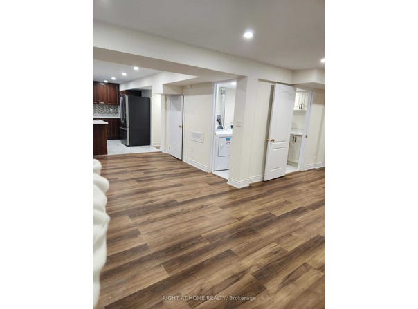 Lower - 62 Pineway Place, Brampton, Ontario L6S5S4