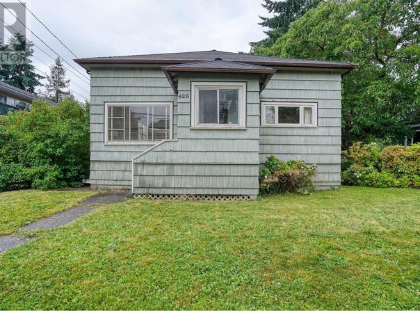 426 SEVENTH Street, New Westminster, British Columbia V3M3L3