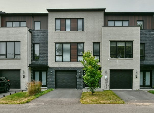 512 Rue des Hirondelles, Saint-Eustache, QC J7R0M6, CA, Saint-Eustache, Quebec J7R0M6