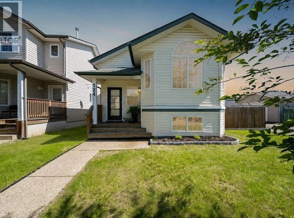 124 Archibald Close, Fort McMurray, Alberta T9K2P3