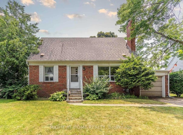 2206 Rambo Road, Mississauga, Ontario L4Y1X9