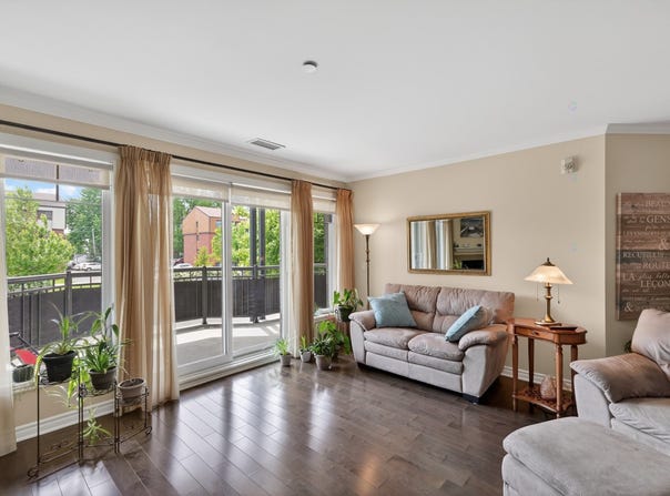 155 Place Chevigny, Sainte-Thérèse, Quebec J7E0A1