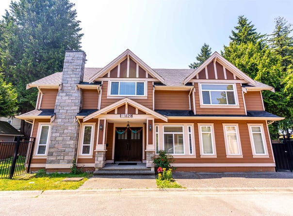 11629 86 Avenue, Delta, British Columbia V4C 2X5