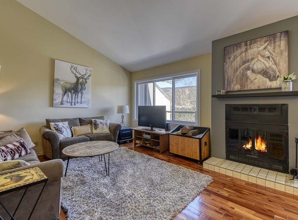 169 Rue Pinoteau, Mont-Tremblant, Quebec J8E 1G2