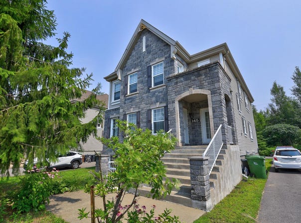 145 Av. du Sablon, Bois-des-Filion, QC J6Z4X2, CA, Bois-des-Filion, Quebec J6Z4X2
