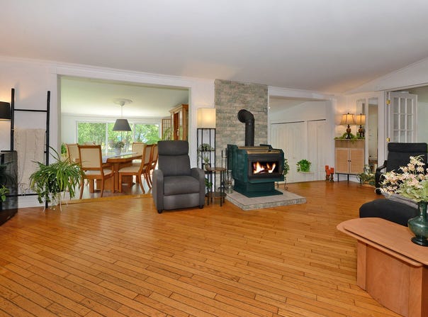 264 89e Avenue, Saint-Anicet, Quebec J0S1M0