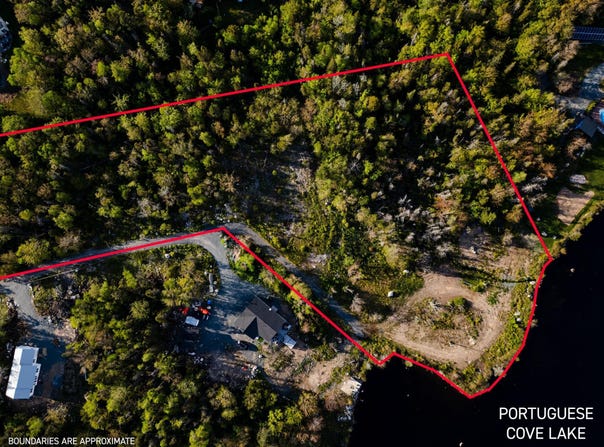 10 Wilderness Drive, Portuguese Cove, Nova Scotia B3V1N5